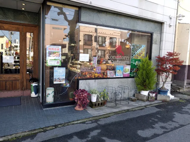 グートロンふじや