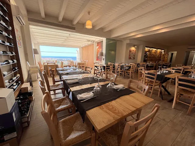 Trattoria La Carrubba