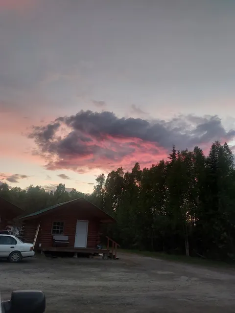 Aurora Motel & Cabins