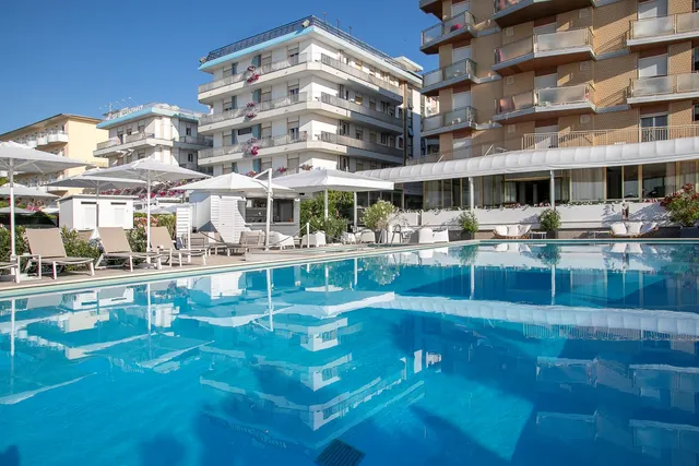 Hotel Imperial Palace