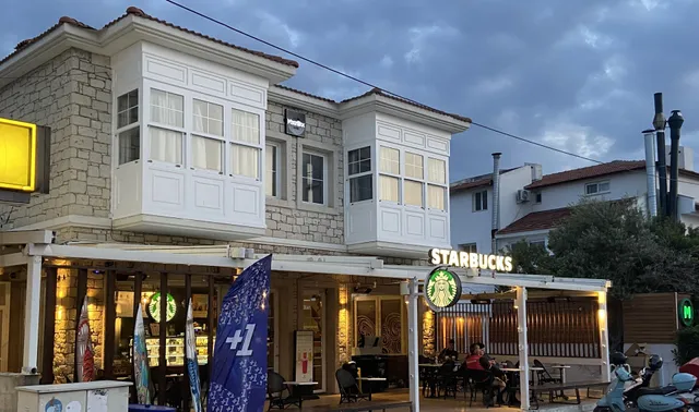 ALAÇATI MOONBOX HOTEL