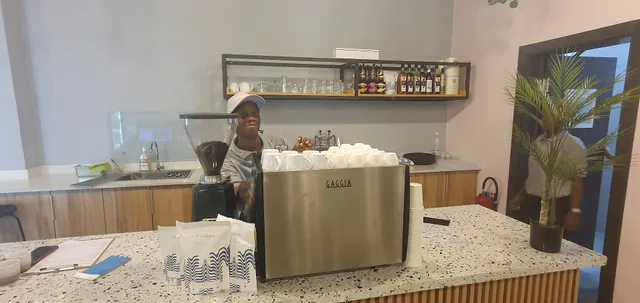 PIZZA MIA & Nougatine Zone 4