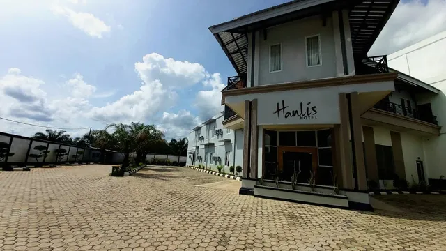 Hanlis Hotel Sampit