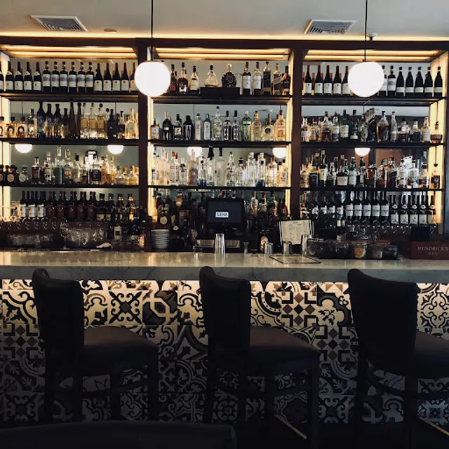 Siena Cafe • Italian • Bar • Restaurant