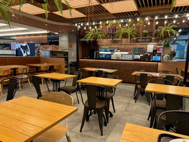 Bird Avenue - The Centrepoint