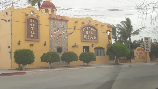Hotel Posadas Del Ryal