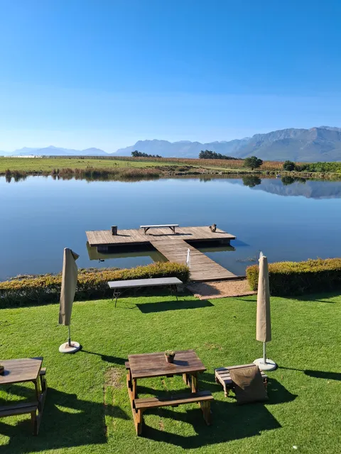 Waterside on Le Bonheur