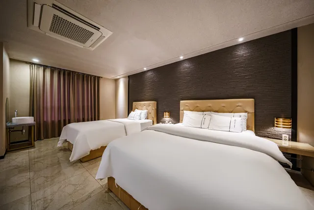 URBAN HOTEL&GOLF 신림직영점