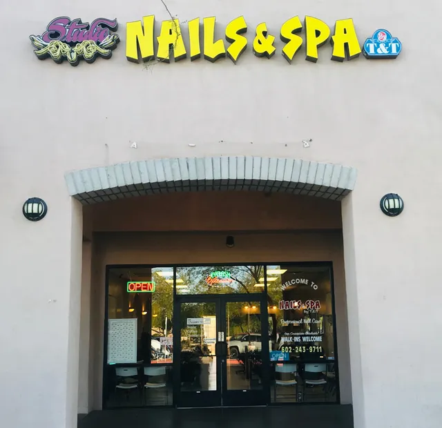 Studio Nails By T & T