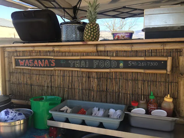 Wasana's Thai Food Cart