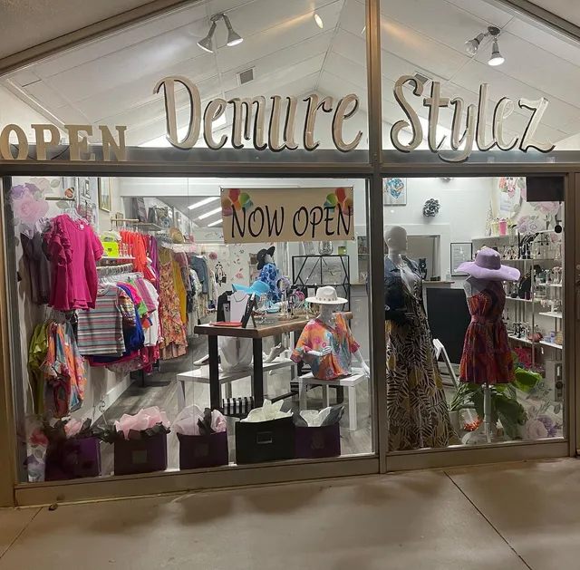 Demure Stylez Boutique