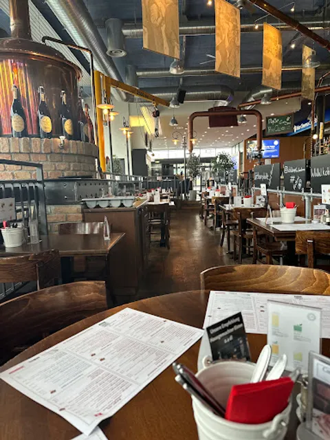 Kohldampf Restaurant & Bierbar im Cinedome Abtwil