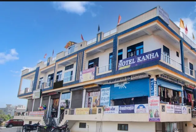 HOTEL SHREE KANHA