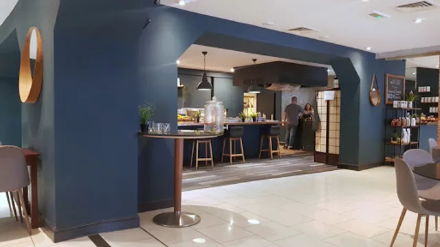 WOLFOX at ZAVIA- HALAL CAFE DINER LEEDS