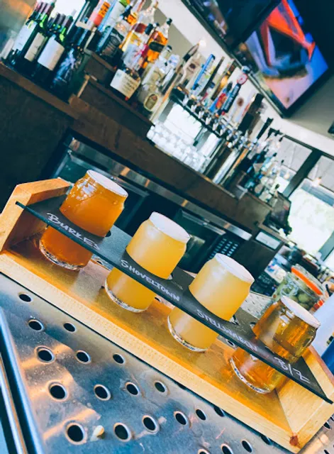 The Marsh Grille, Tap & Coal Fired Pizza