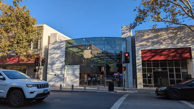 Apple Palo Alto