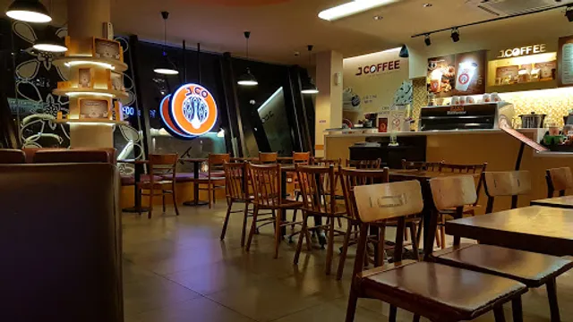 J.CO Donuts & Coffee The Breeze BSD City
