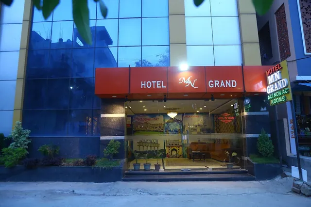 Hotel Mn Grand