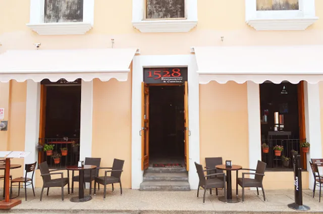 Bar y Restaurante Estación 1528