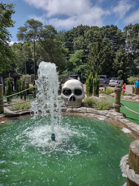 Pirates Landing Mini Golf