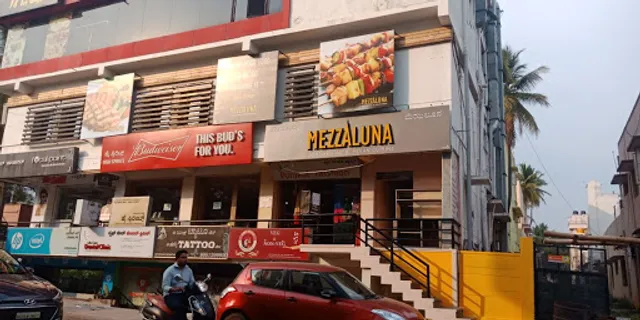 Mezzaluna Indian & Continental Restaurant