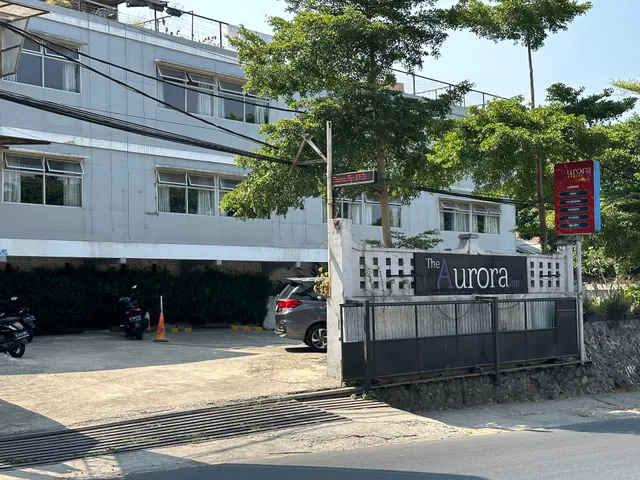 The Aurora Inn By Makati