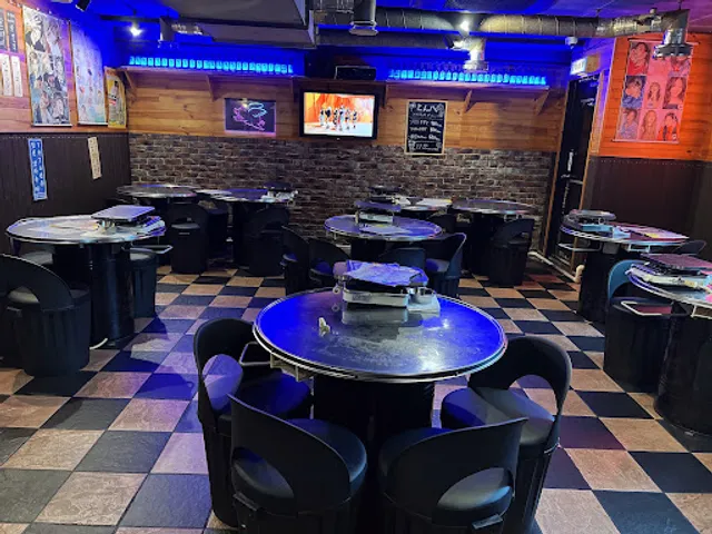 韓国料理 とん八 柏駅西口店