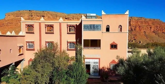 Hotel Boutaghrar - Accommodation & Restaurant valley of roses