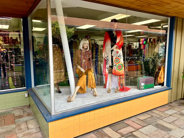 Flashbacks Recycled Fashion