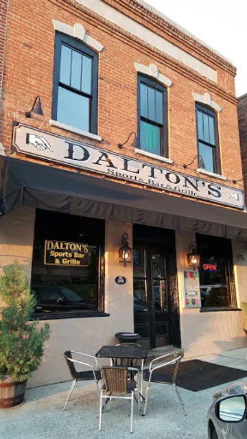 Dalton's Sports Bar & Grill
