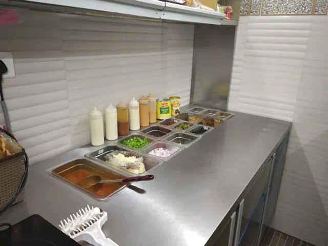 Cheezy Delight Pizza