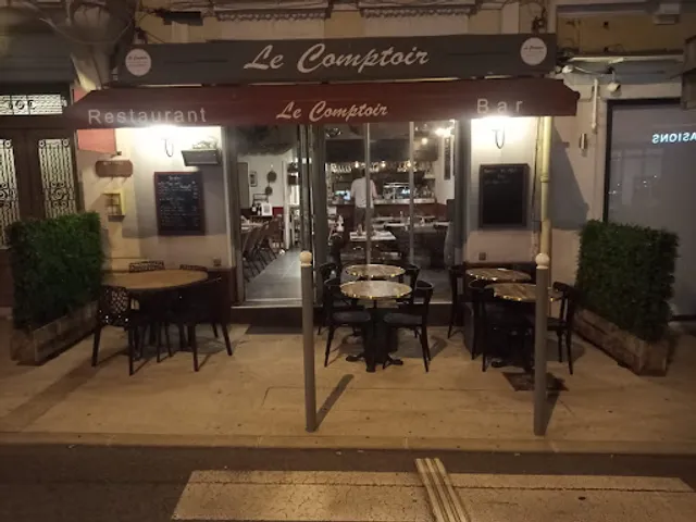Le Comptoir