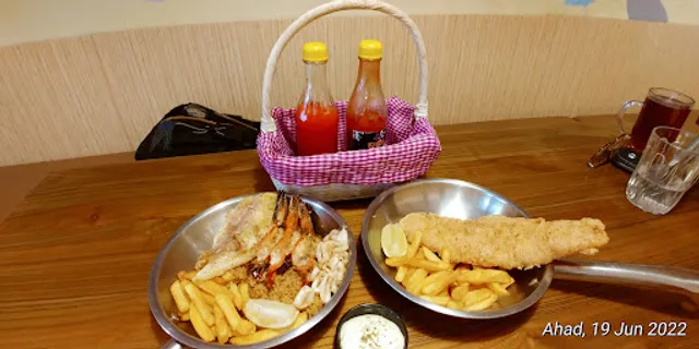 Fish Streat Cempaka Putih