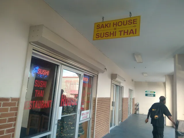 Saki House Thai and Sushi Restaurant