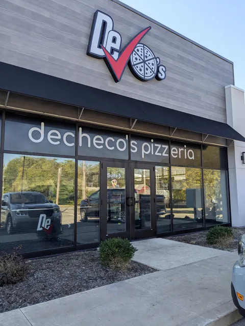 DeCheco's Pizzeria