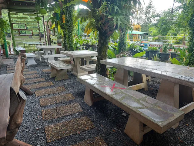 Baan Tewtara Restaurant