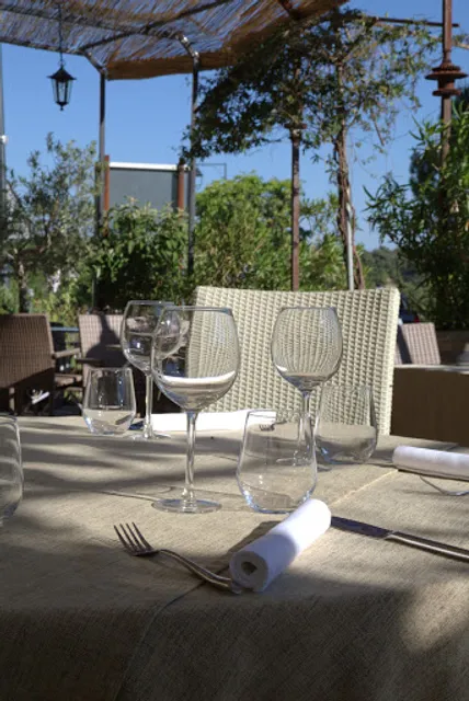 Le Cercle Cafe Restaurant