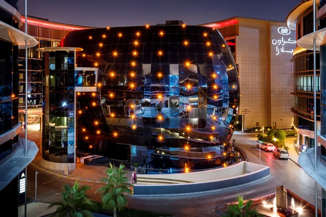 Crowne Plaza Doha - The Business Park