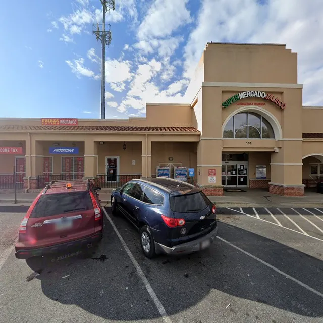 Maxim Shopping Center