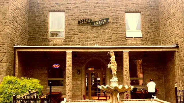 Forno Antico Pizza Napolitana