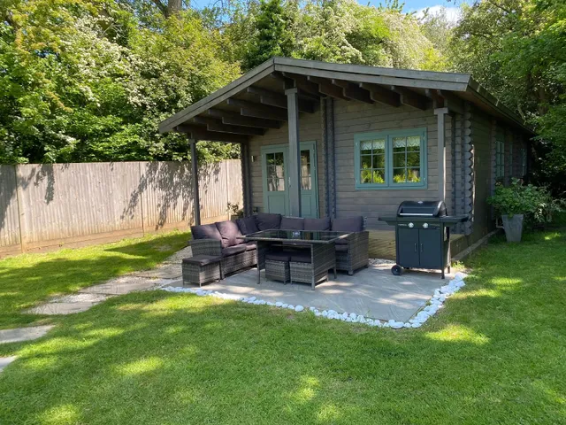 The Secret Cottage - Westerham