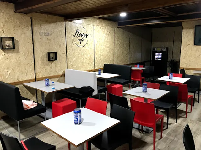 Neves Café