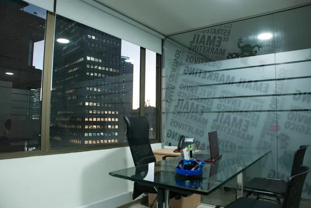 ViaVoz Centro Empresarial Alquiler de Oficinas, Coworking, Servicio de Secretaria Virtual