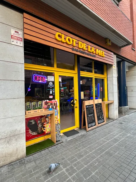 Bar Restaurant Clot de La Mel