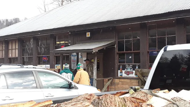 Cougar Bob's Kelletville Tavern