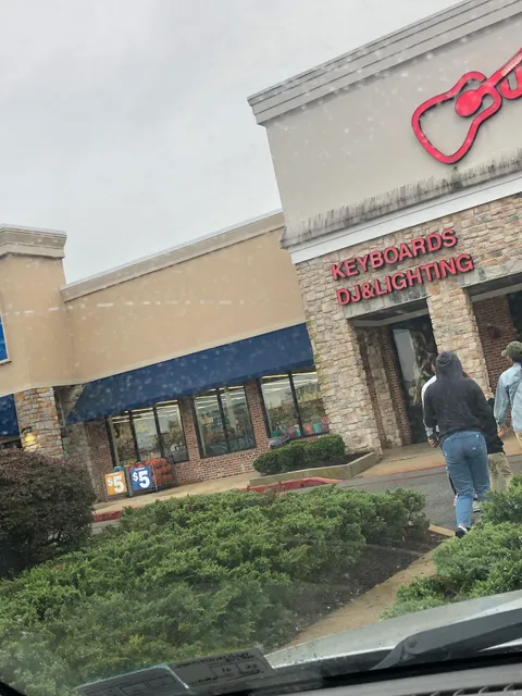Guitar Center