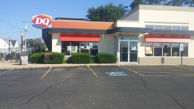Dairy Queen Grill & Chill