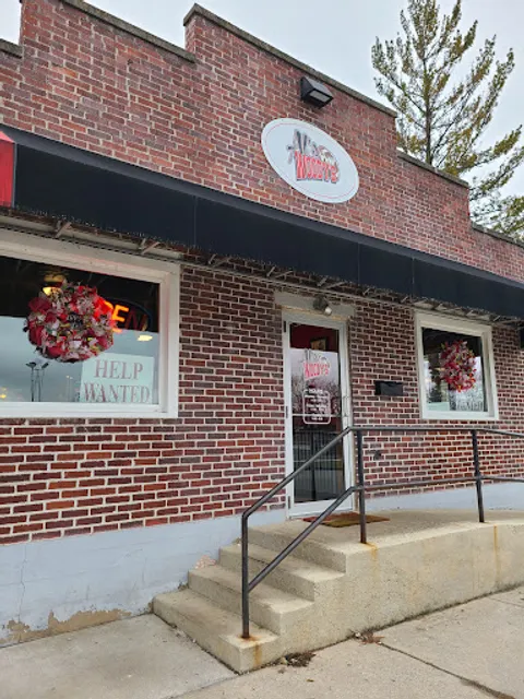 Al’s Woody’s Diner