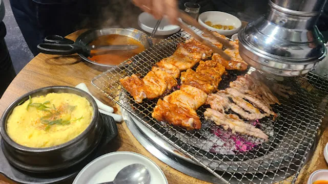 Gangchon Charcoal Grilled Dakgalbi Annex