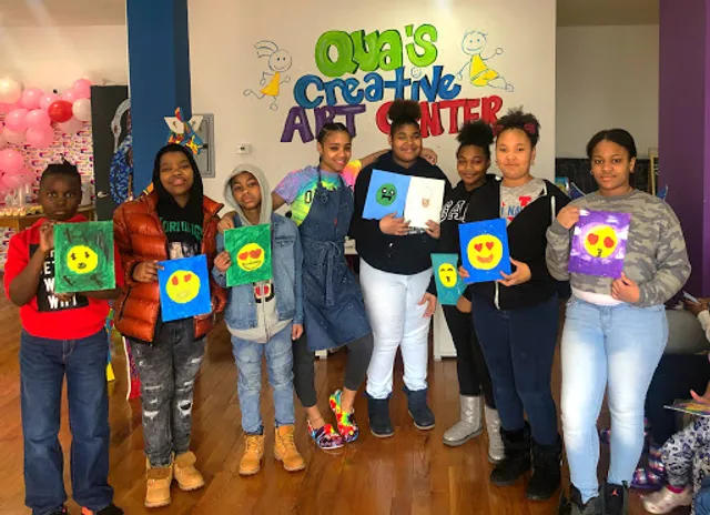 Qua's Creative Art Center